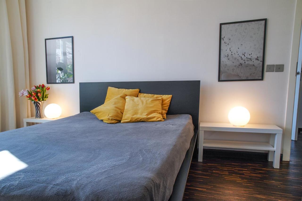 Apartament Powisle Warschau Exterior foto